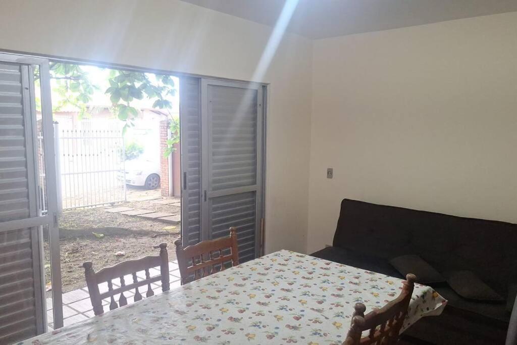 Quarto Para Quatro Pessoas A Duas Quadras Da Praia - Balneario Saint Etienne - Matinhos Exterior photo